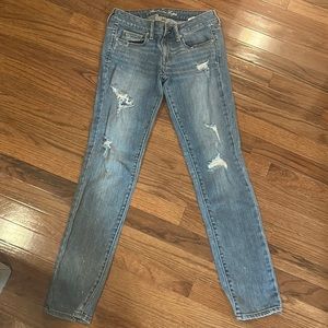 Women’s American Eagle jeans